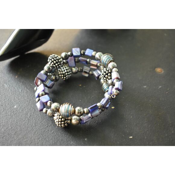 Silver & Blue Wrap Bracelet – Stretchable Coastal Chic Statement - Picture 5 of 6